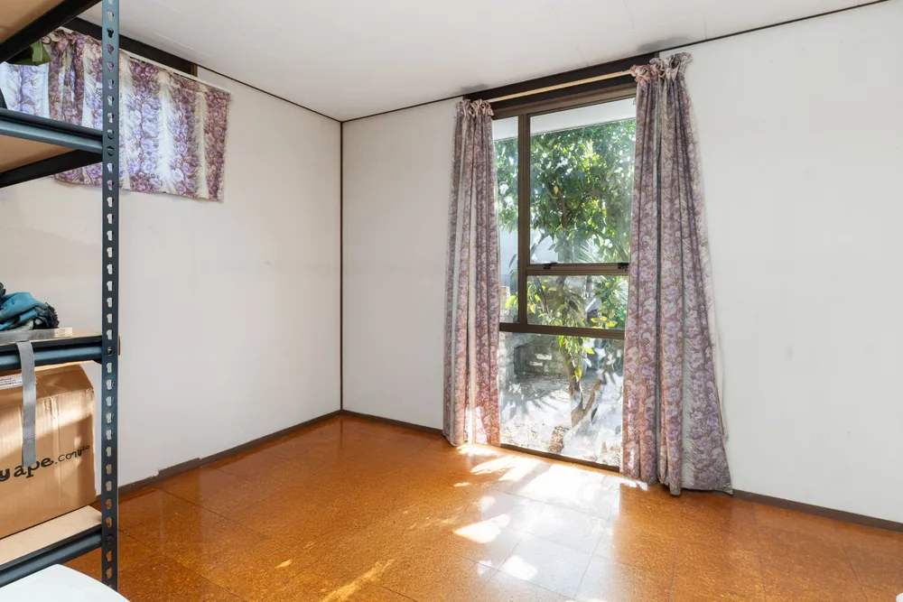 Photos of 18A Lyttelton Street
