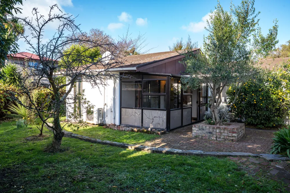 Photos of 18A Lyttelton Street