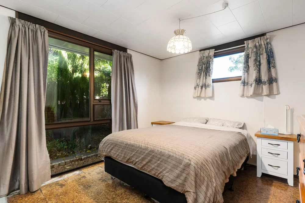 Photos of 18A Lyttelton Street