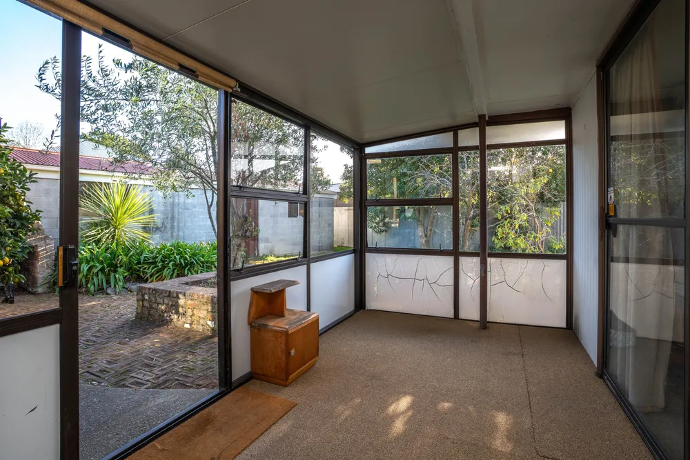 Photos of 18A Lyttelton Street