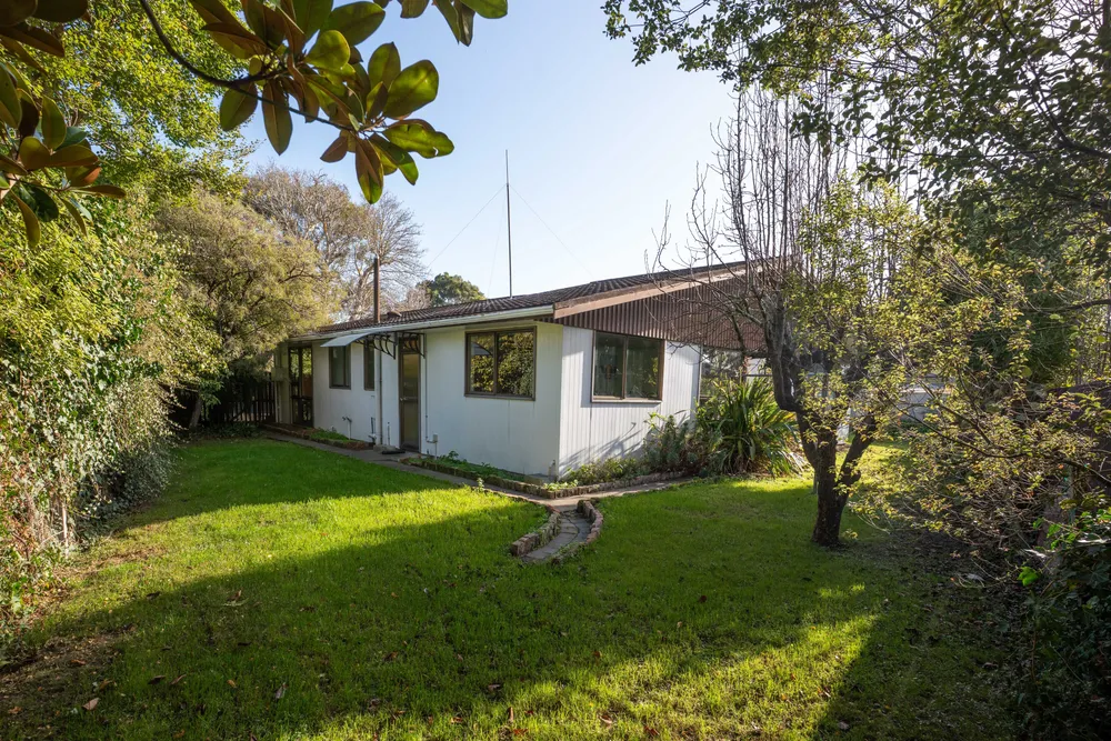 Photos of 18A Lyttelton Street