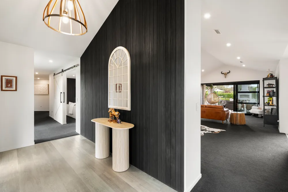 Photos of 382B Tuakau Road