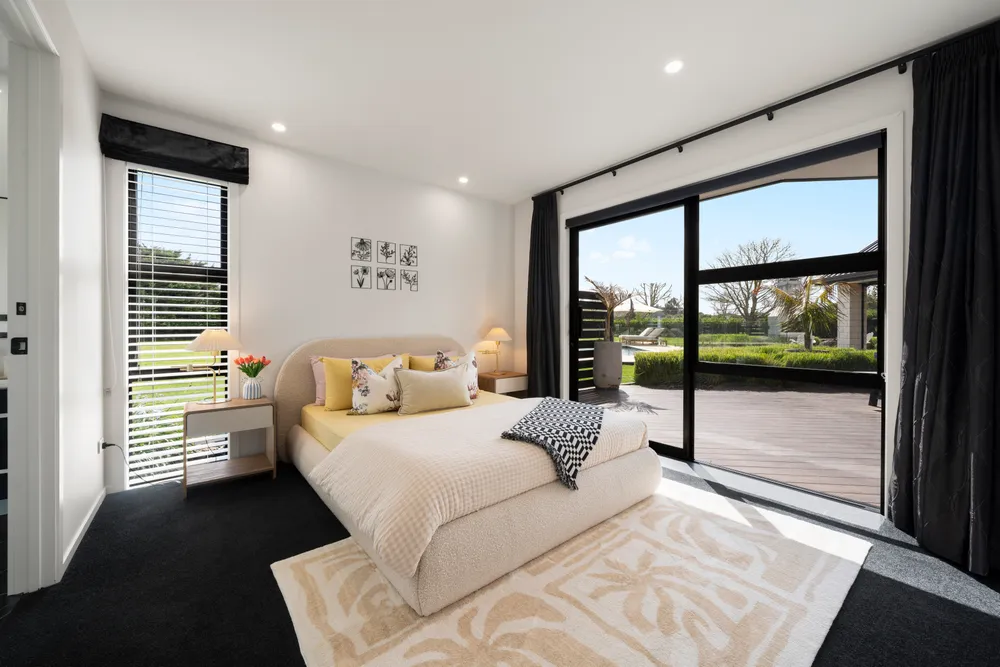 Photos of 382B Tuakau Road