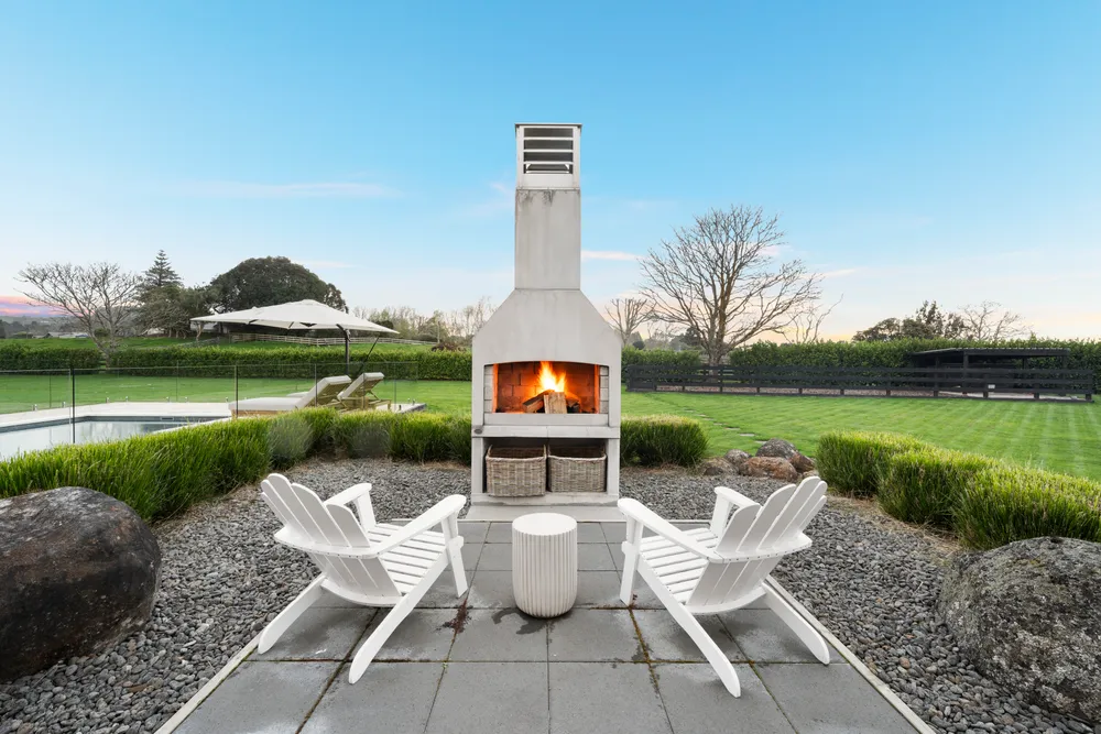Photos of 382B Tuakau Road