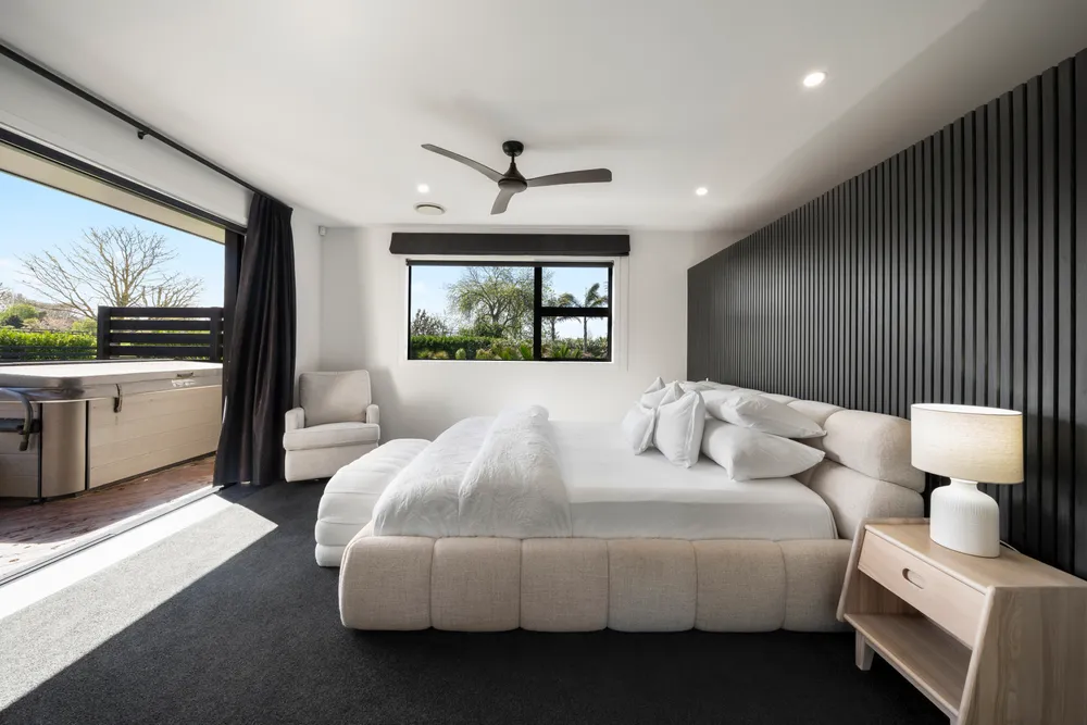 Photos of 382B Tuakau Road