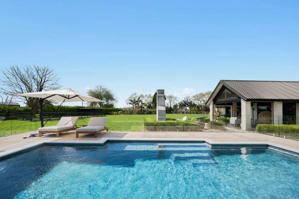 Photos of 382B Tuakau Road