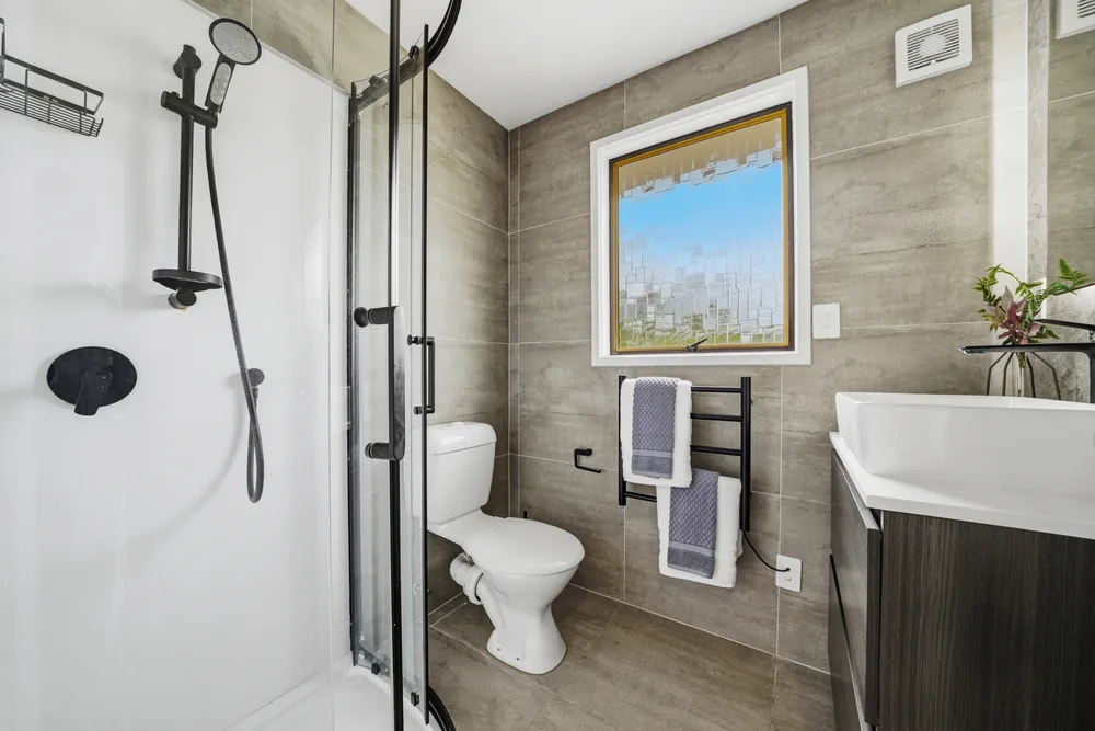Photos of 107 Weatherly Road