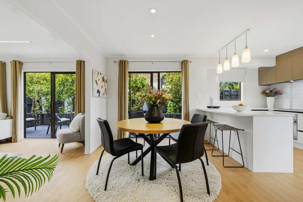 Photos of 107 Weatherly Road