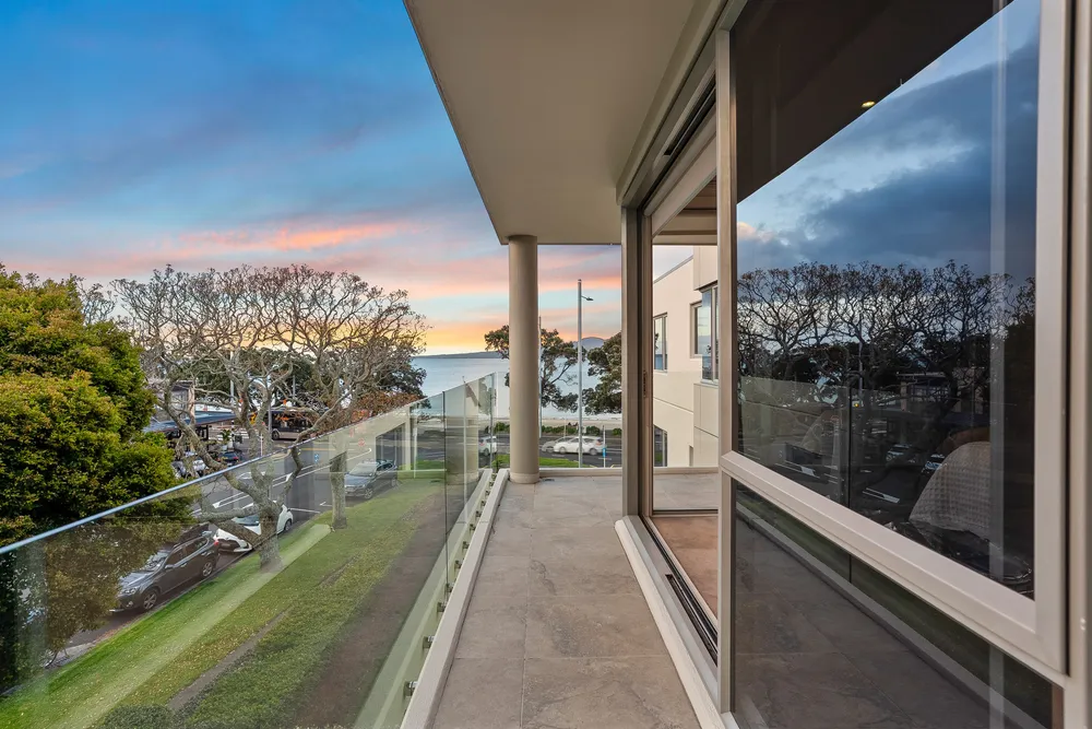 Photos of 9/245 Tamaki Drive