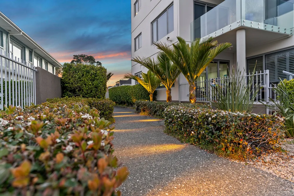 Photos of 9/245 Tamaki Drive