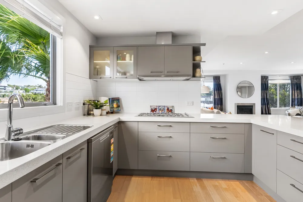 Photos of 9/245 Tamaki Drive
