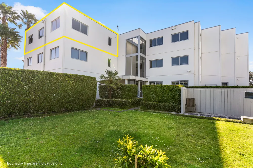 Photos of 9/245 Tamaki Drive