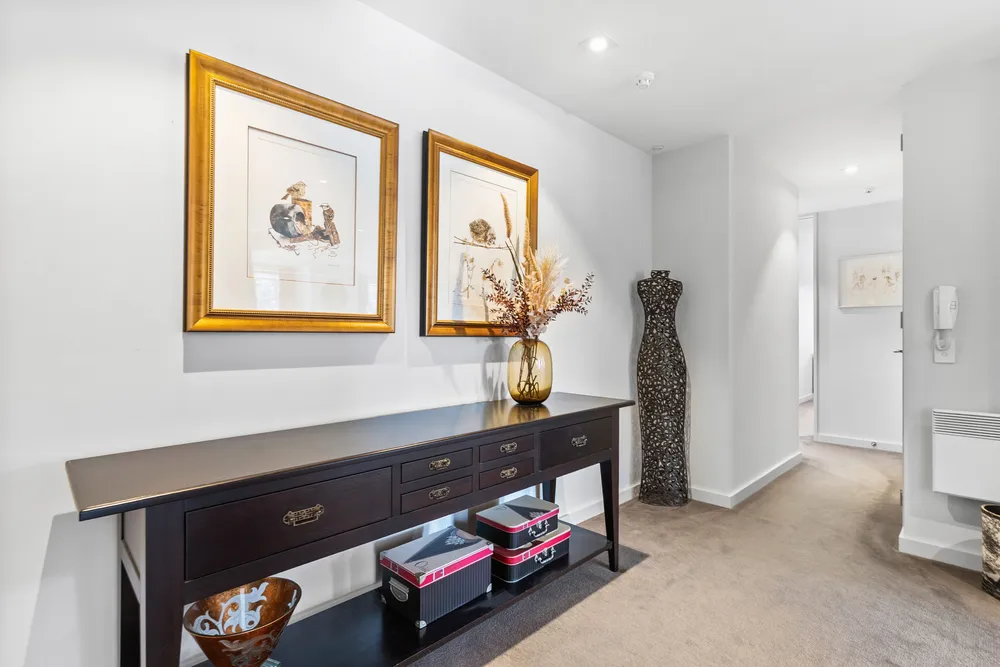 Photos of 9/245 Tamaki Drive