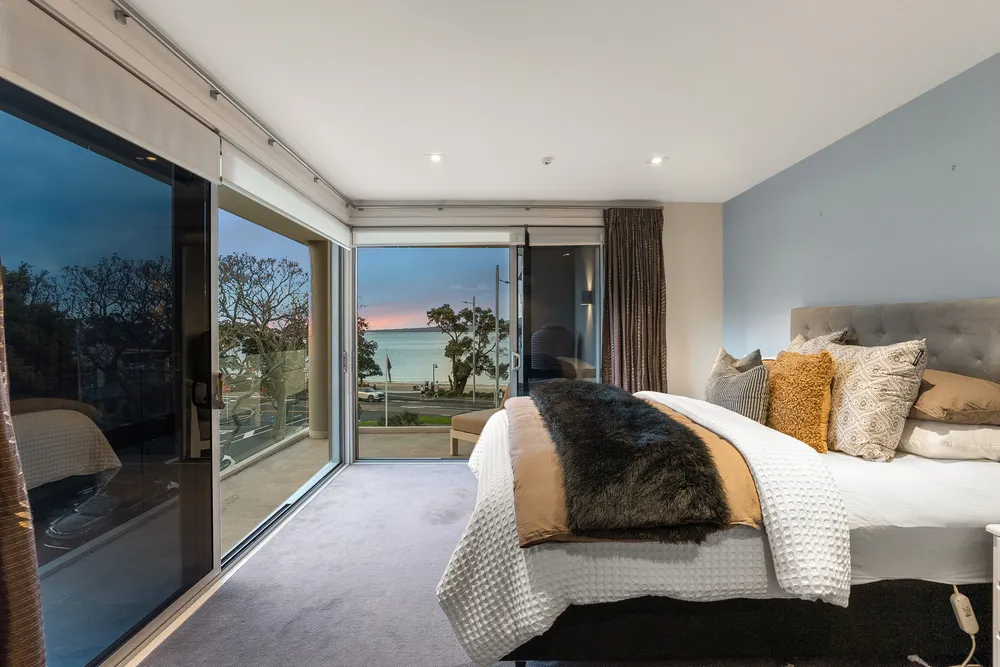 Photos of 9/245 Tamaki Drive