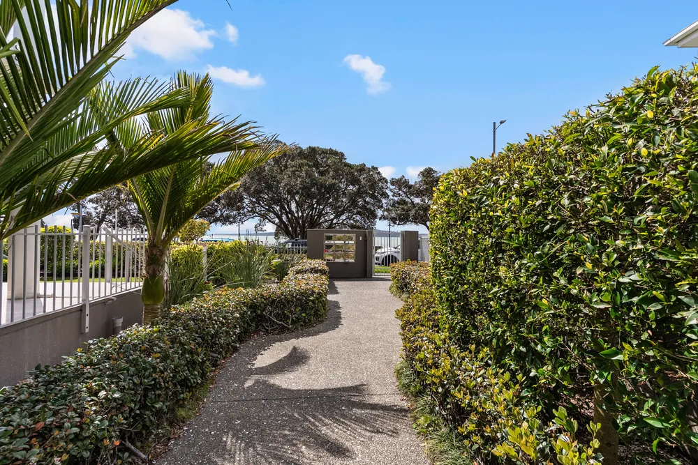 Photos of 9/245 Tamaki Drive