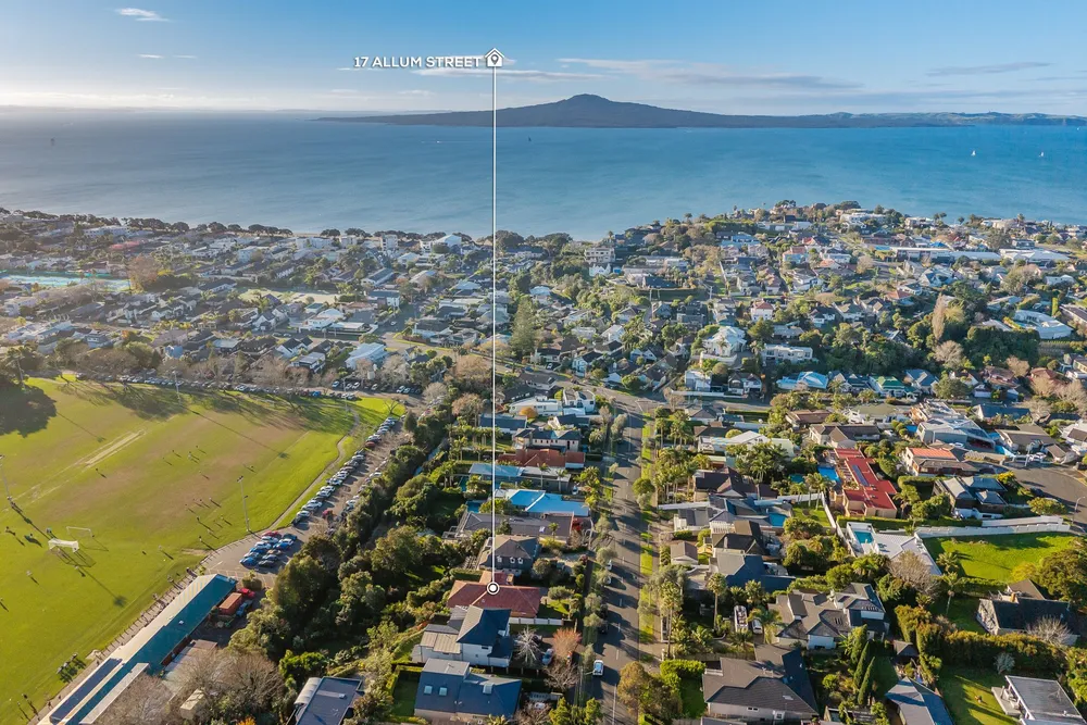 Photos of 17 Allum Street