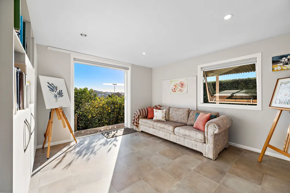 Photos of 17 Allum Street