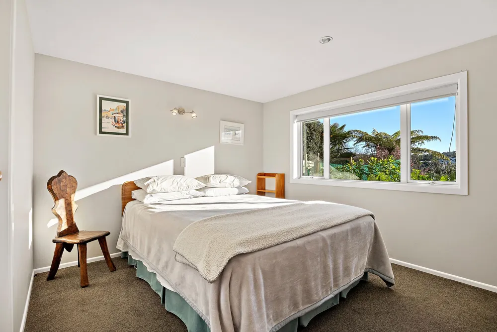 Photos of 17 Allum Street