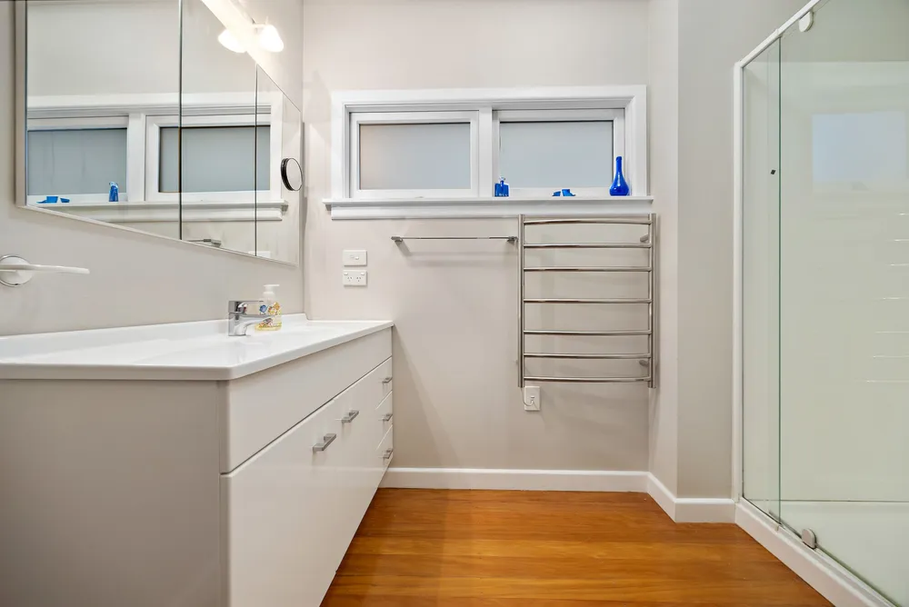 Photos of 17 Allum Street