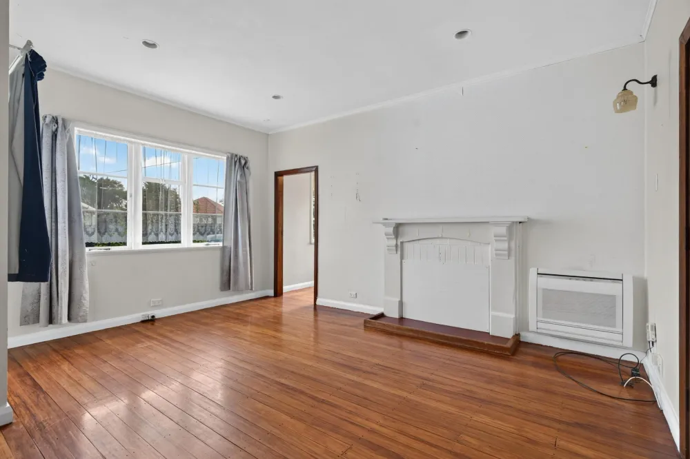 Photos of 23 Cairnfield Road