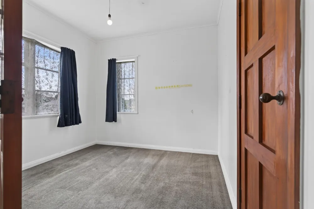 Photos of 23 Cairnfield Road