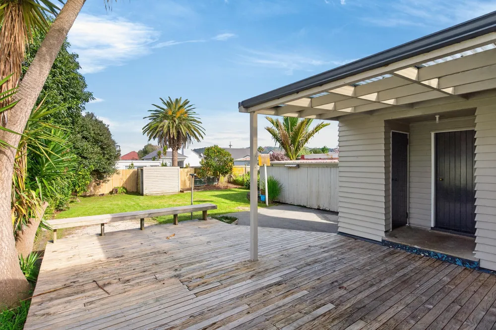 Photos of 23 Cairnfield Road