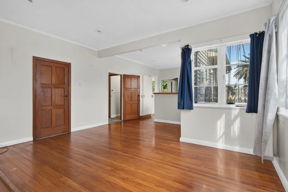 Photos of 23 Cairnfield Road
