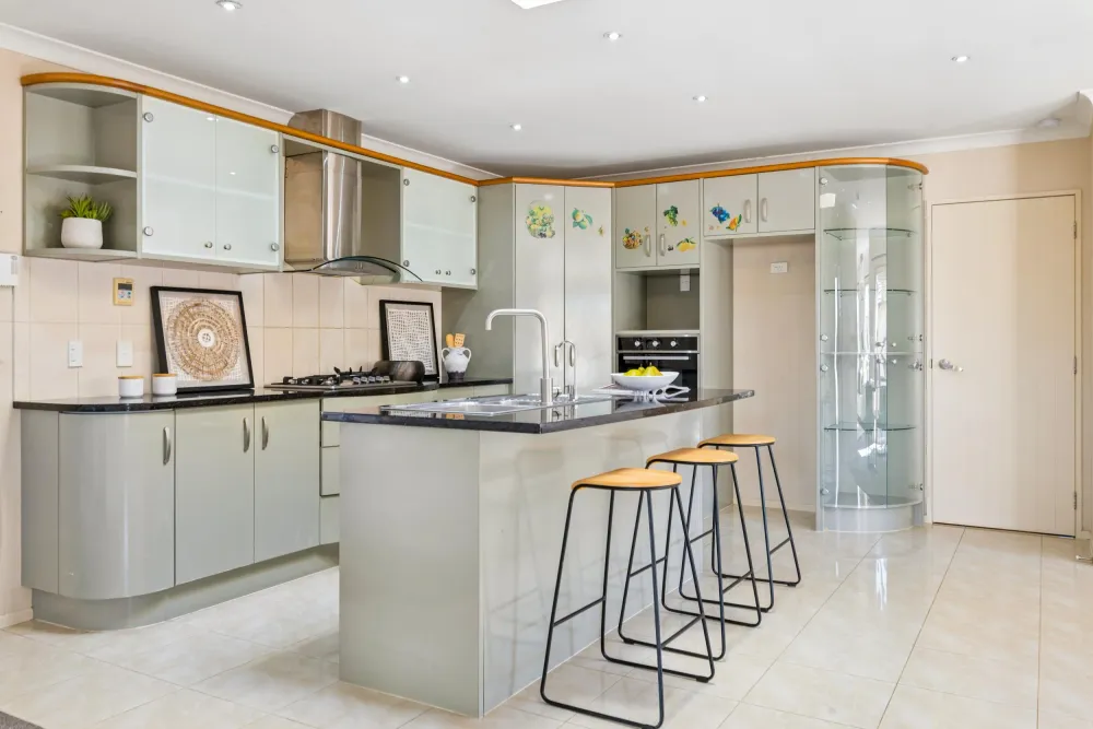 Photos of 14 Monash Place