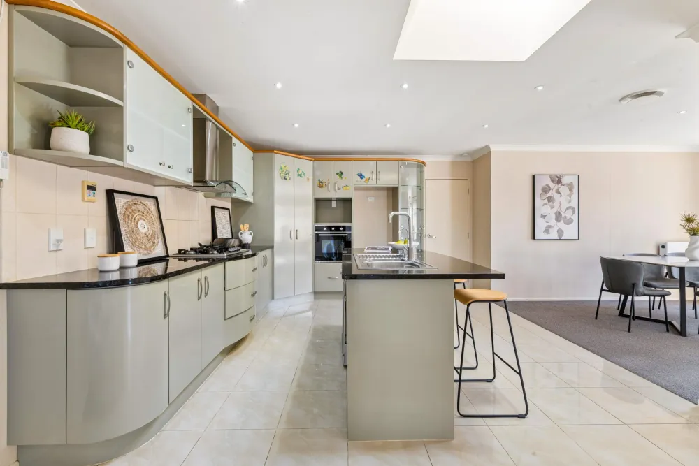 Photos of 14 Monash Place