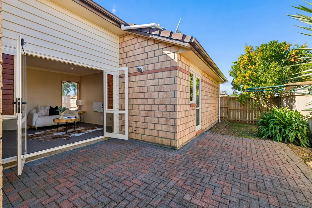 Photos of 14 Monash Place