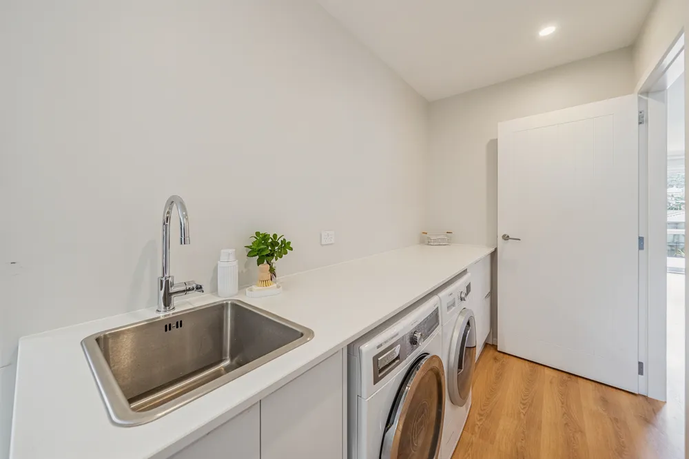 Photos of 15 Rewarewa Way