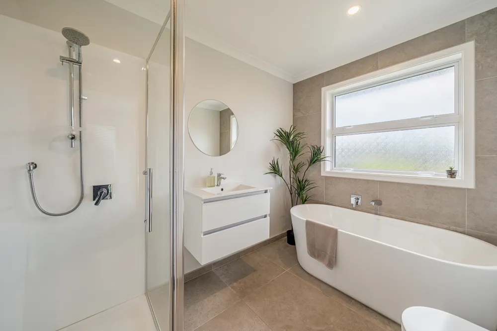 Photos of 15 Rewarewa Way