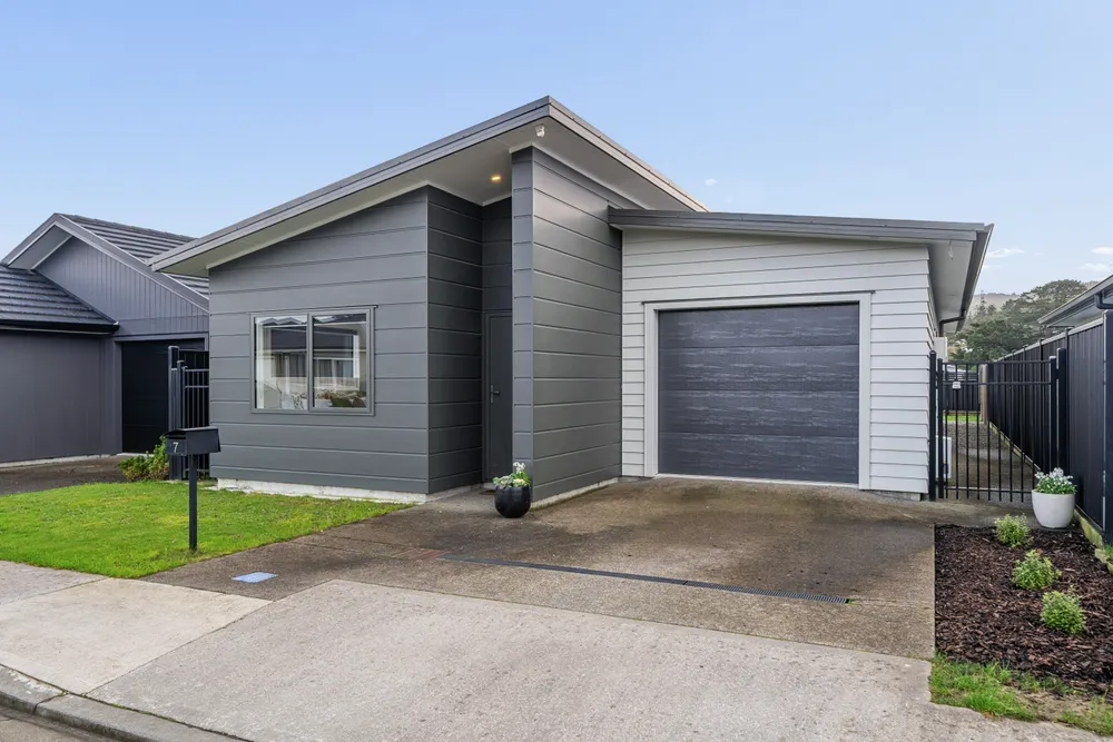 Photos of 15 Rewarewa Way