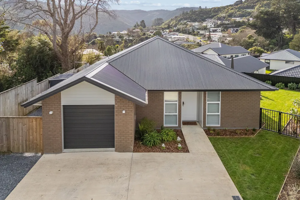 Photos of 15 Rewarewa Way