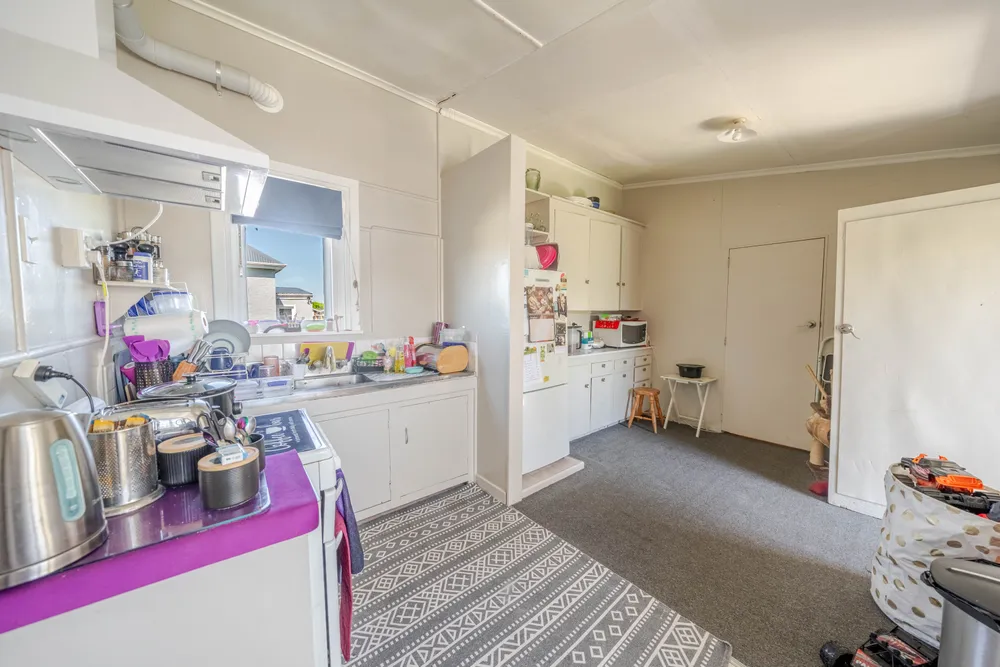 Photos of 261 Nelson Street