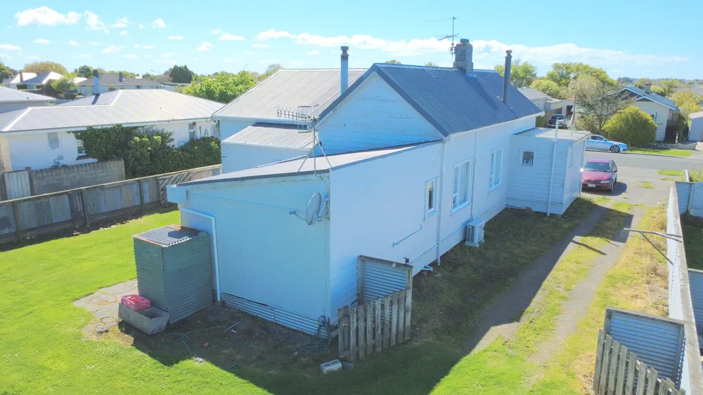 Photos of 261 Nelson Street