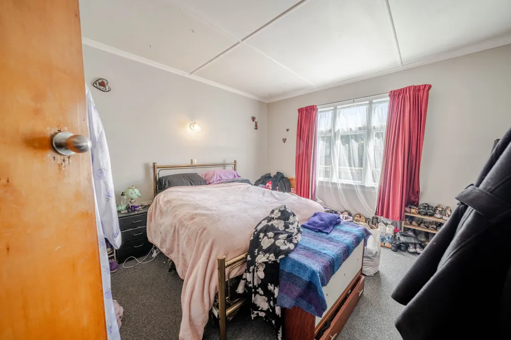 Photos of 261 Nelson Street
