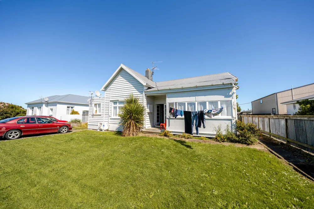 Photos of 261 Nelson Street