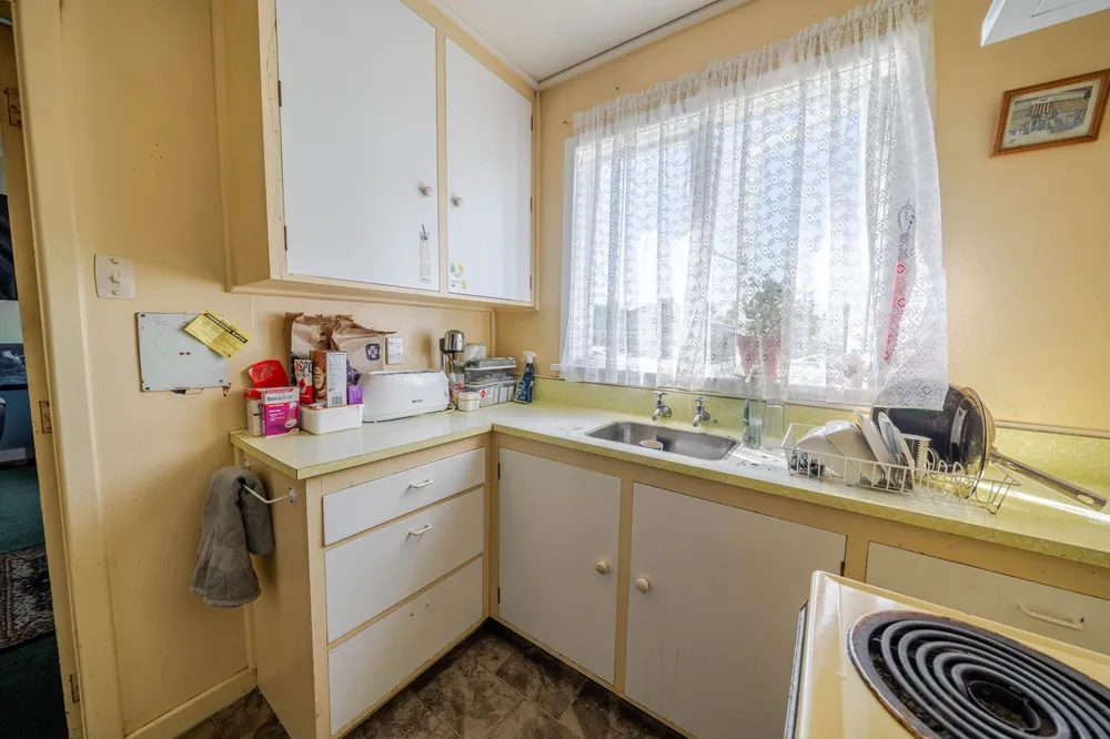 Photos of 261 Nelson Street