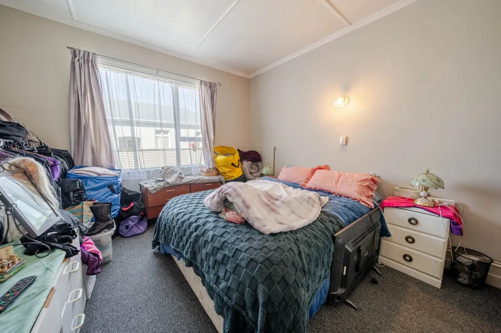 Photos of 261 Nelson Street