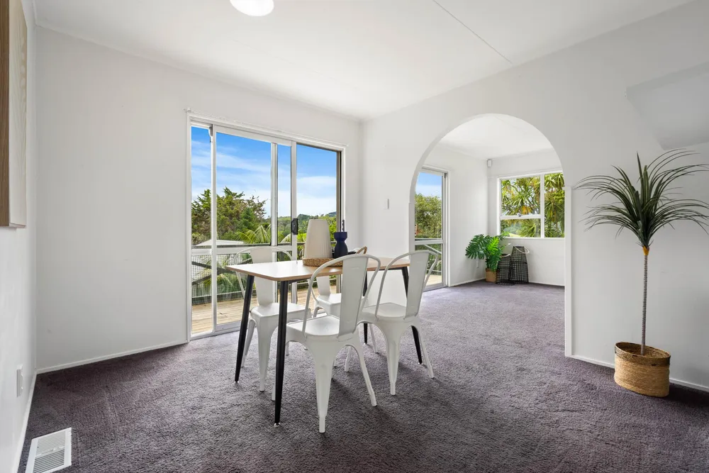 Photos of 10 Mariposa Place