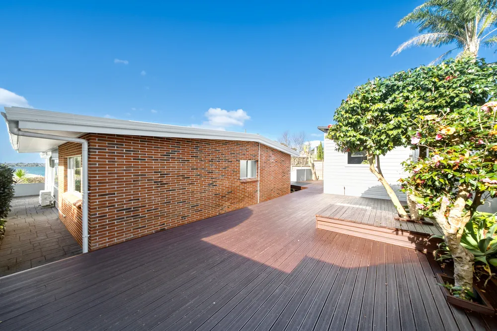 Photos of 2/34 Lake View Road