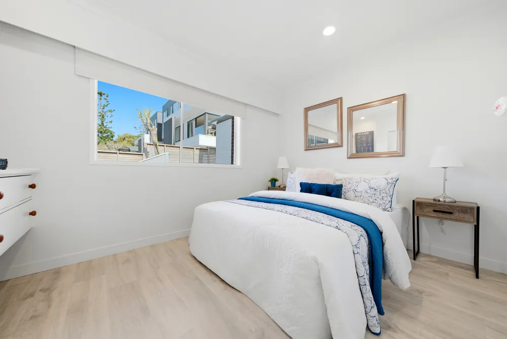 Photos of 2/34 Lake View Road