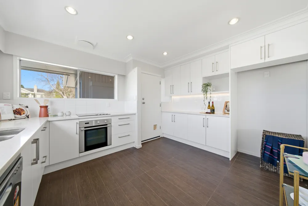 Photos of 2/34 Lake View Road