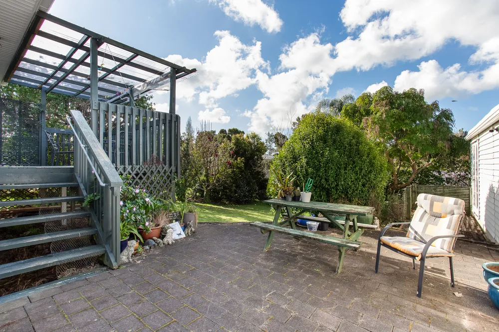 Photos of 3 Crocombe Crescent
