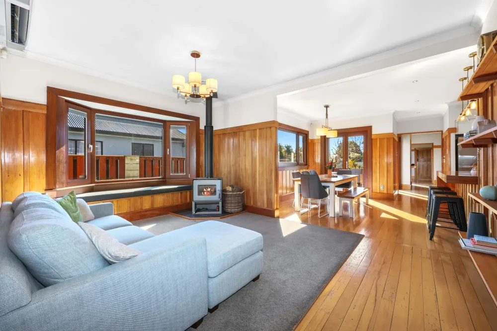 Photos of 168 Lyttelton Street