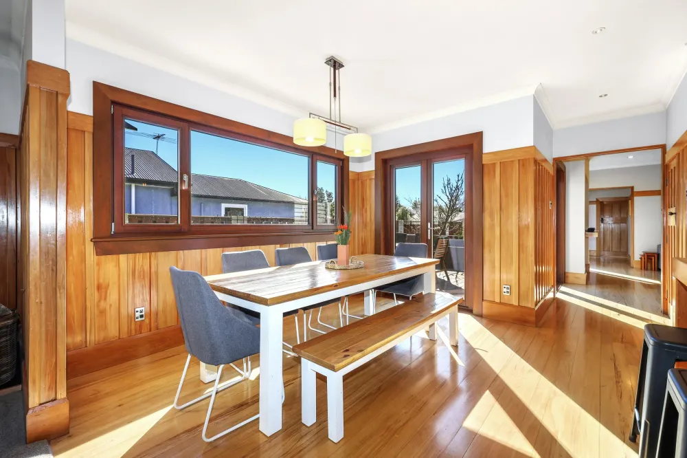 Photos of 168 Lyttelton Street