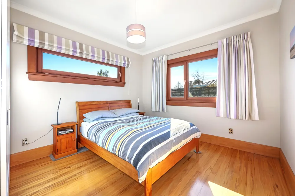 Photos of 168 Lyttelton Street