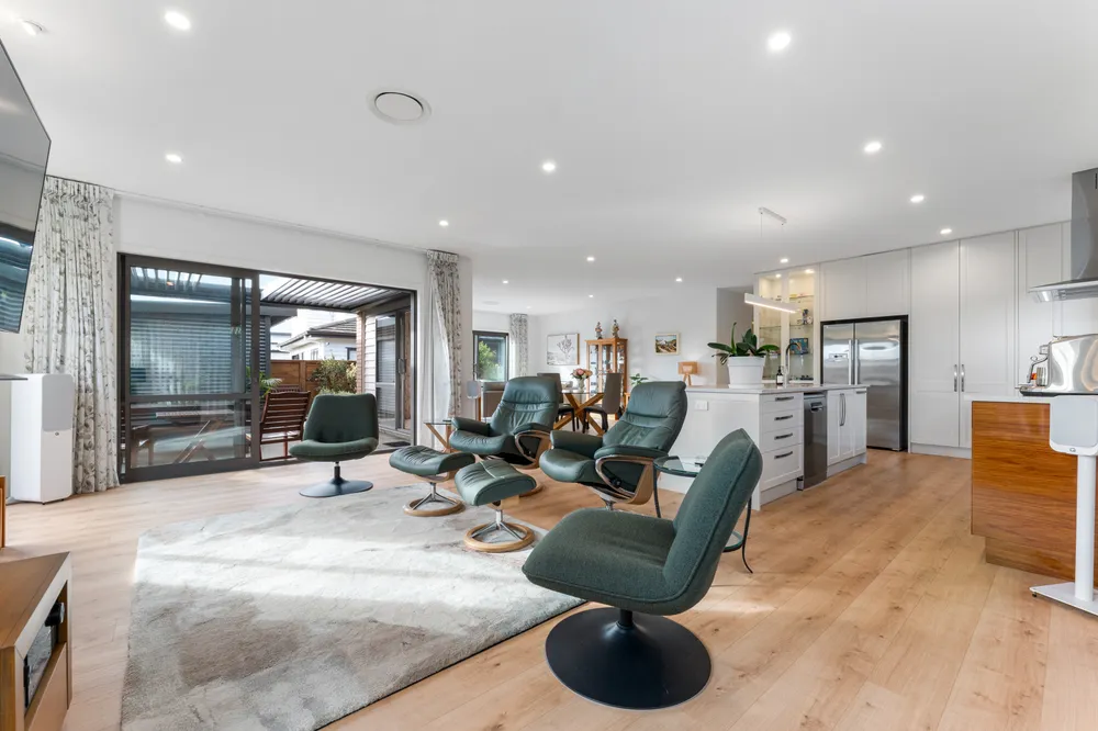 Photos of 25 Makete Crescent
