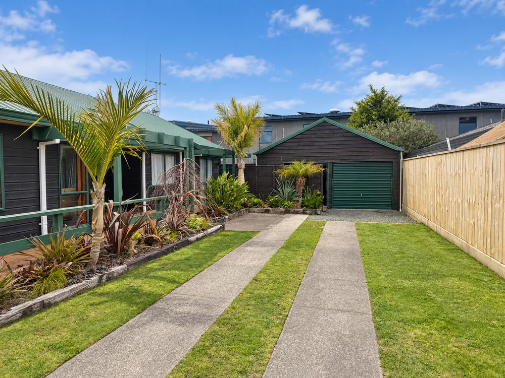 Photos of 30 Kane Road